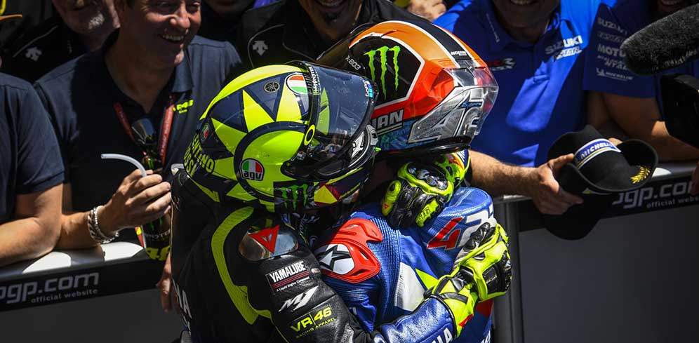 Rossi Selalu Hormati Rins Karena Cepat